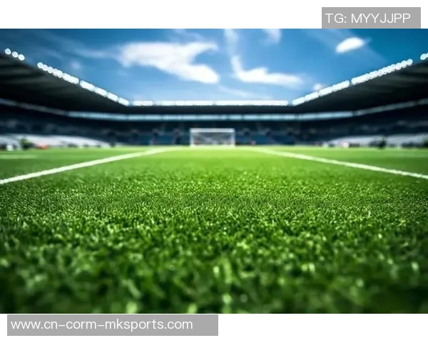 朴实的酷爱，写满阿图什绿茵场